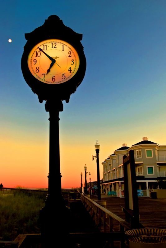 Boardwalk clock with moon REDUCED 